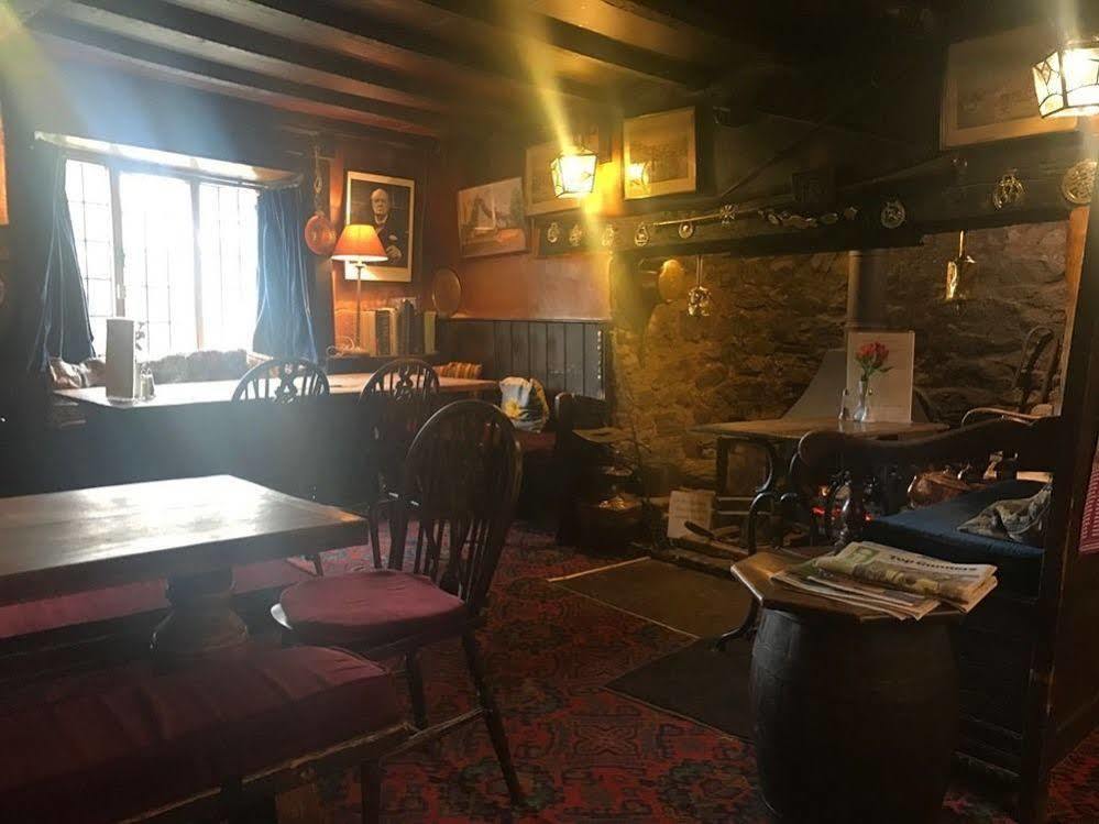 The Nobody Inn Christow 외부 사진