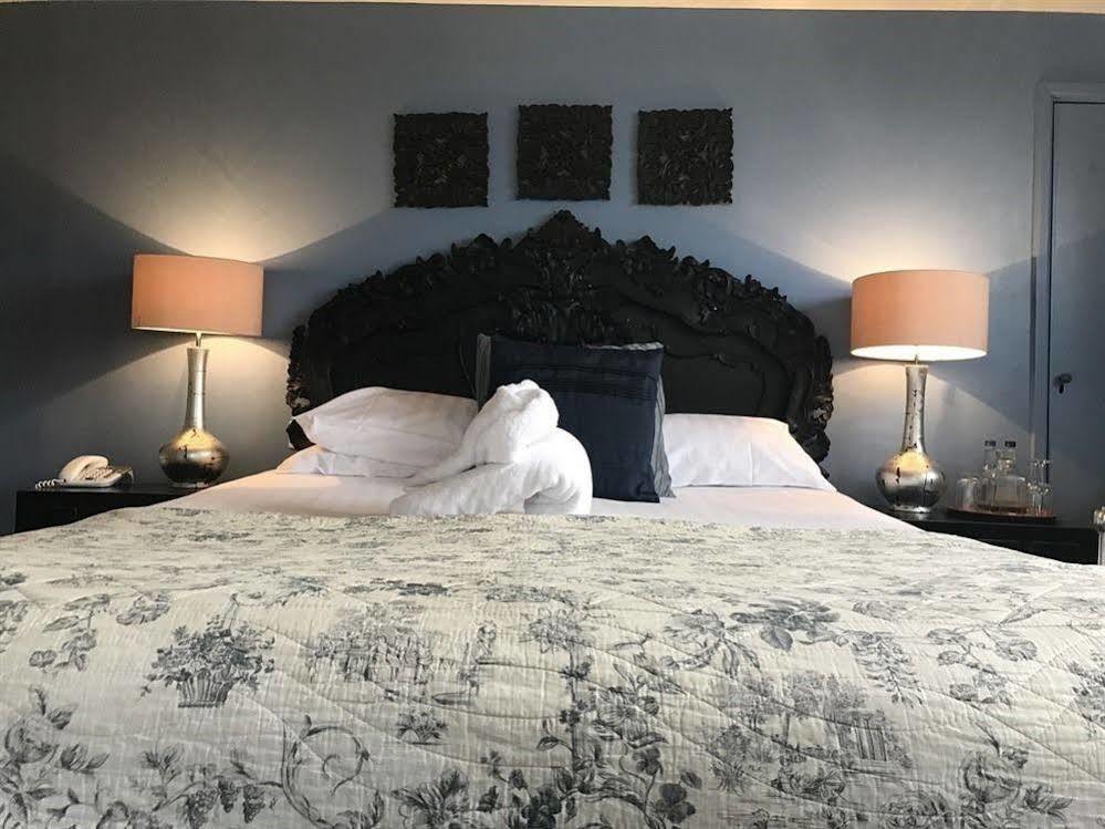 The Nobody Inn Christow 외부 사진